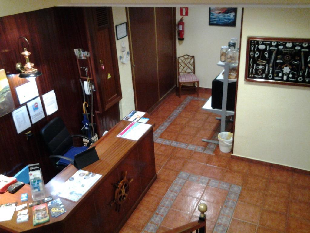 Pension El Camarote Cudillero Eksteriør billede